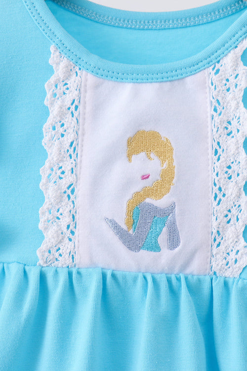 Blue character embroidery ruffle bubble