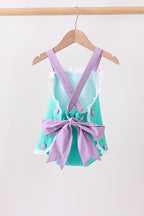 Green ribbon ruffle bow bubble