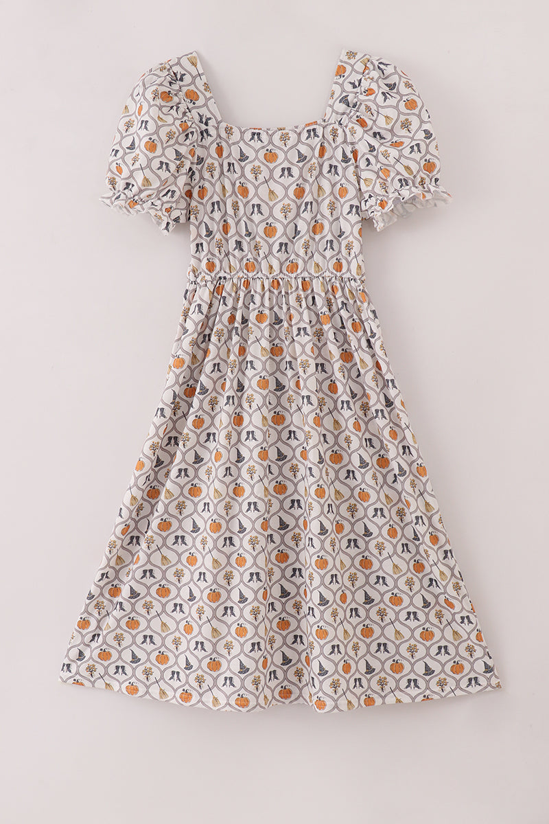 Witch pumpkin print mom dress