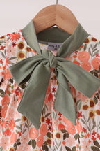 Green floral bow bubble