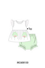 PO101 Green clover applique gingham collection