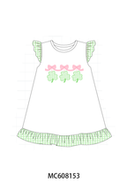 PO101 Green clover applique gingham collection